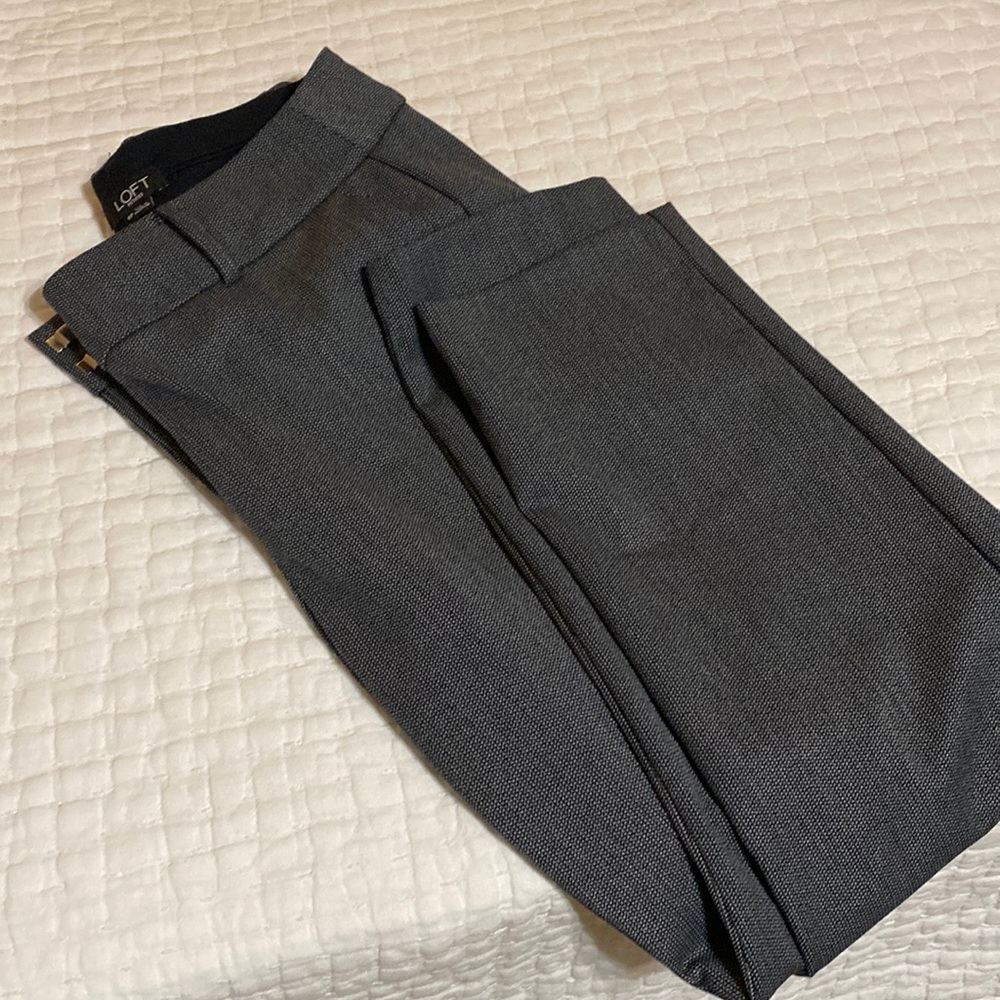 Loft dress pants, trousers. Size 6p